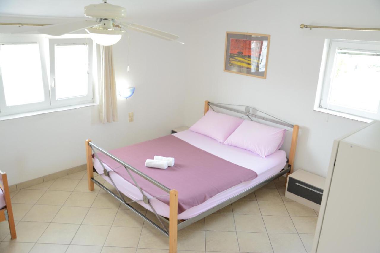 Apartments Marina Ražanac 部屋 写真