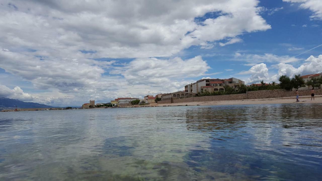 Apartments Marina Ražanac エクステリア 写真
